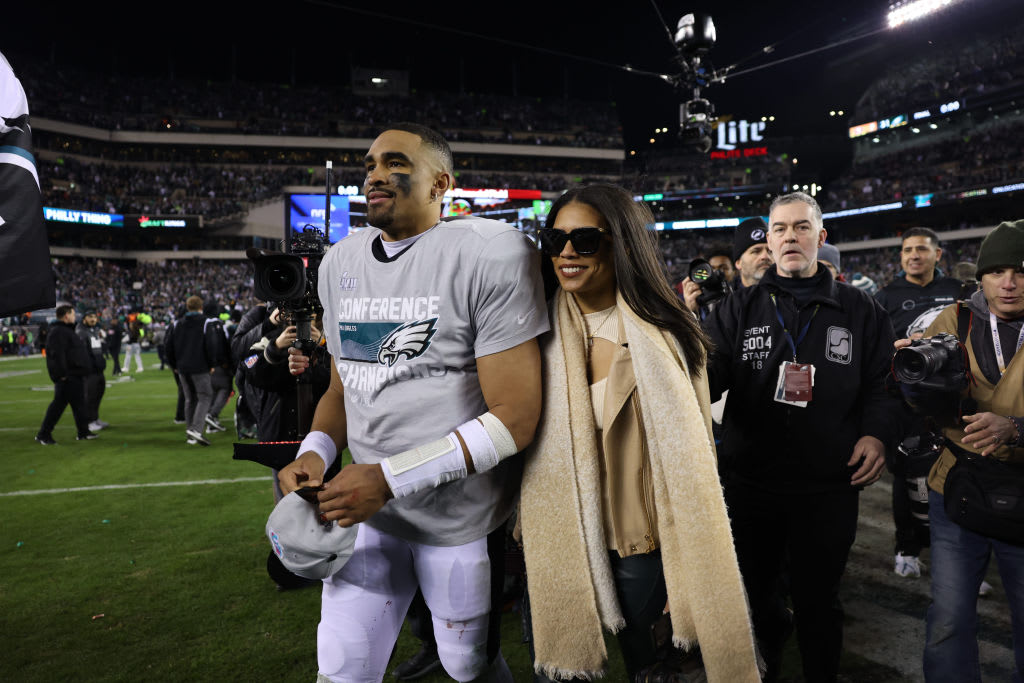 Donna Kelce went viral after rocking a split jersey supporting her 2 sons  on opposing teams at the Super Bowl. Now it's on display at the Pro  Football Hall of Fame.