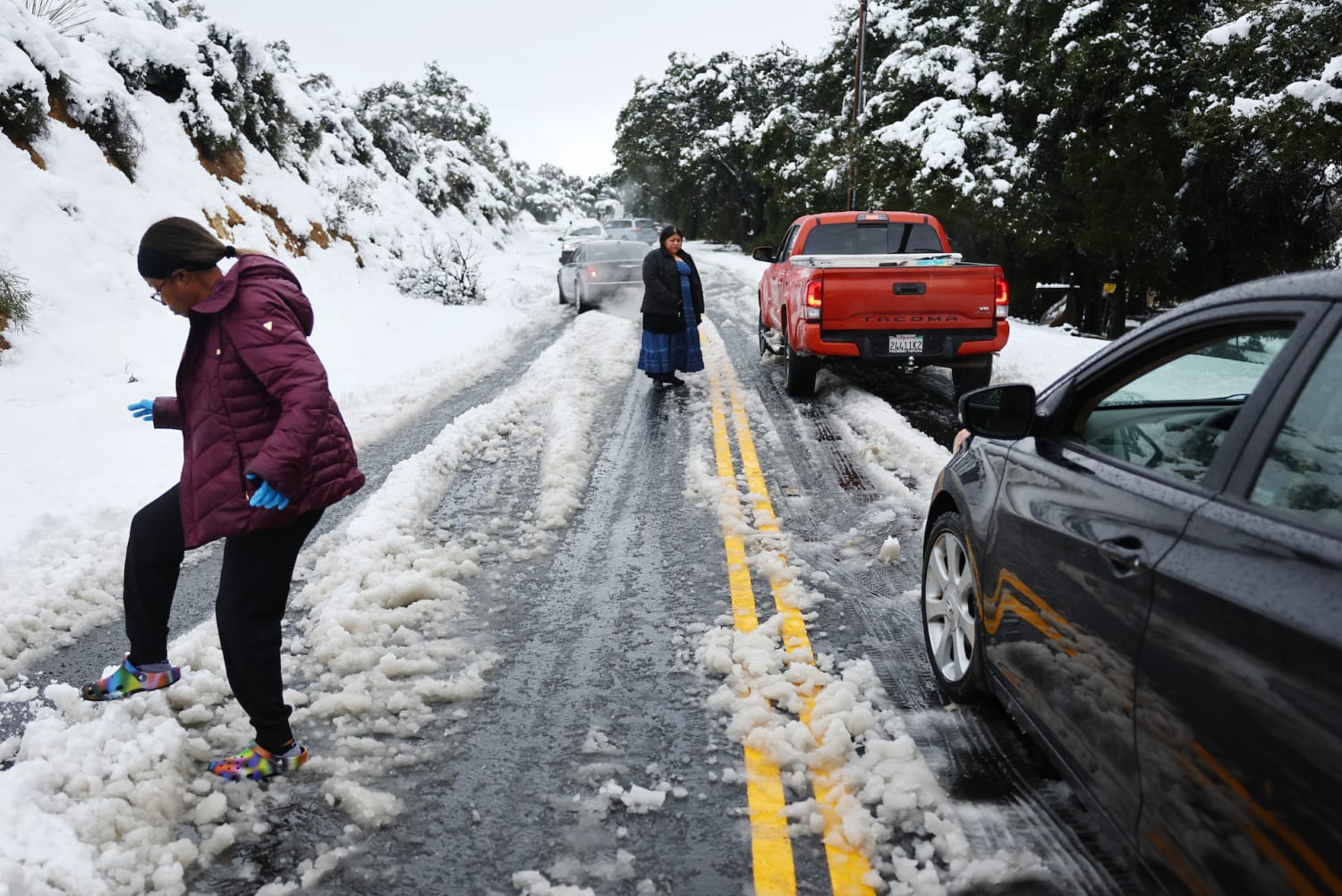 Winter storm in California leaves thousands without power and snow even