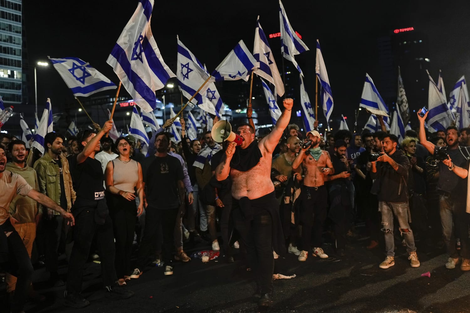 Mass protests erupt in Israel after Netanyahu fires defense chief