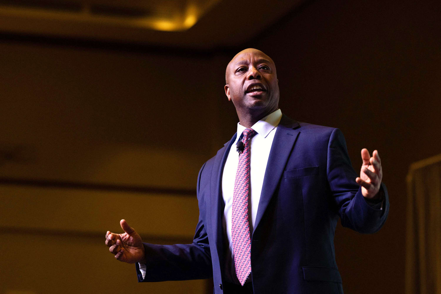 Tim Scott hosting donor summit, traveling to early states as he nears decision on 2024 bid