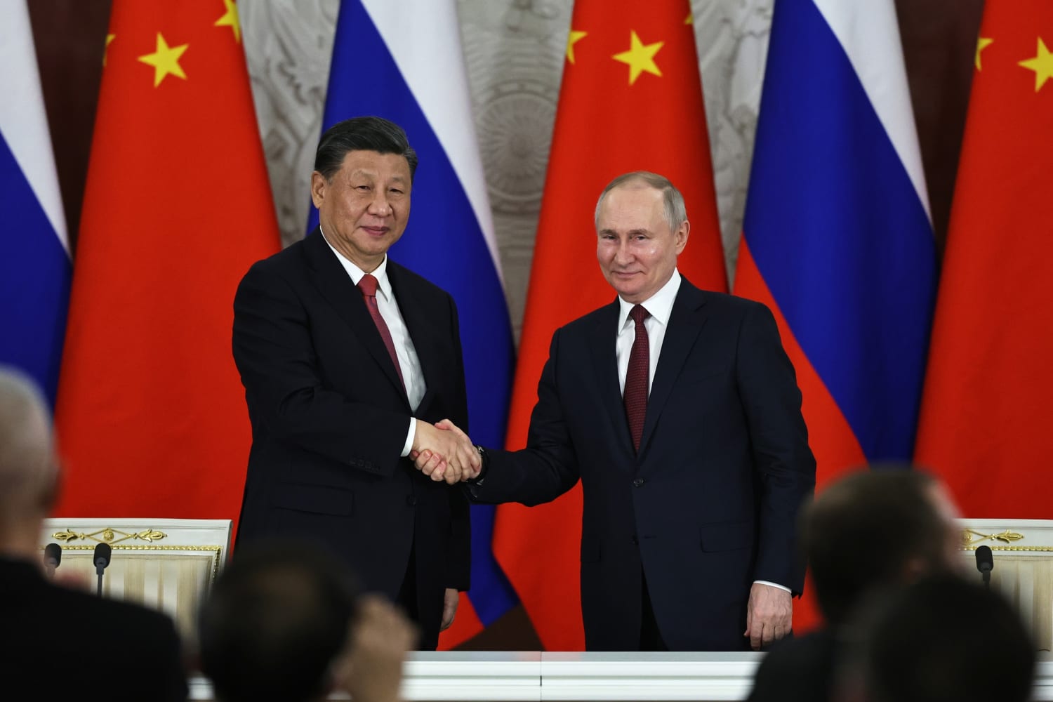 شي وبوتين يتعهدان بنظام عالمي جديد مع مغادرة الزعيم الصيني لروسيا