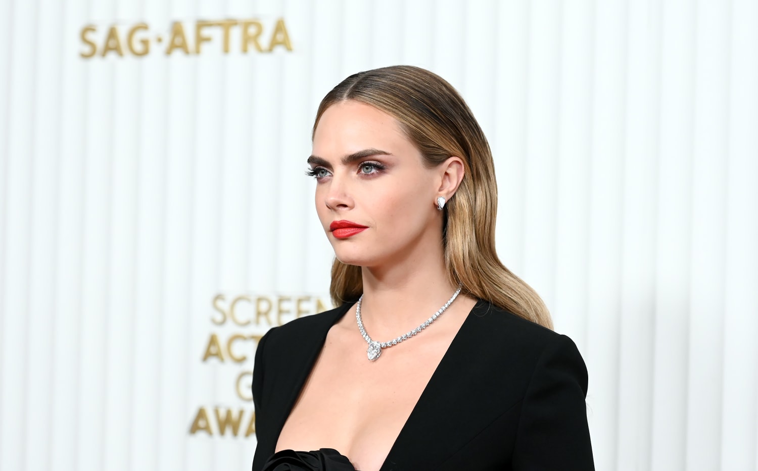 Cara Delevingne Opens Up About Sobriety And The Reality Check Of Paparazzi Pics ICT BD NEWS