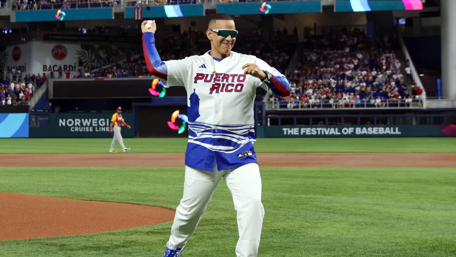 Daddy Yankee se centra en el beisbol tras dejar la música