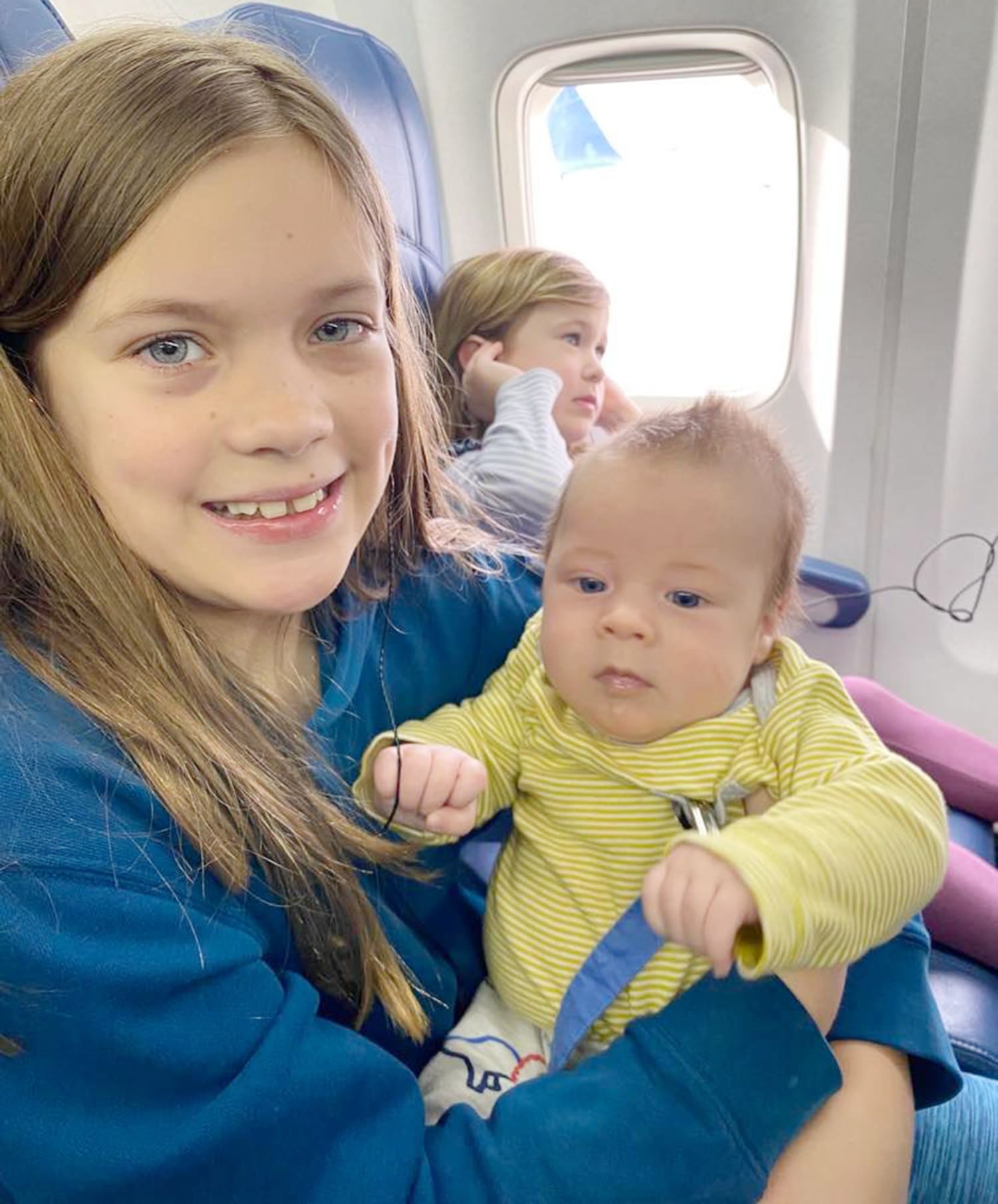 Should a Plane Passenger Give Up Their Seat So a Family Can Sit