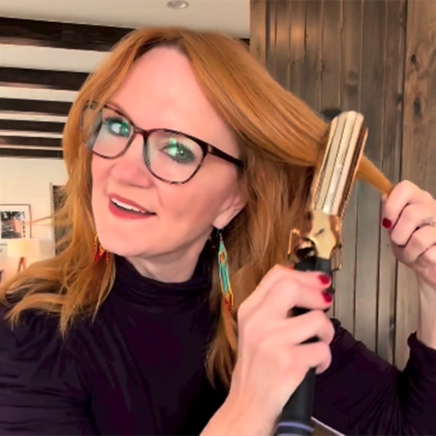 What curling iron does shop hair by chrissy use