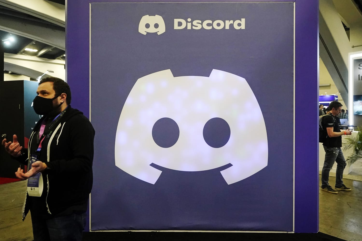 Discord member details how documents leaked from closed chat group