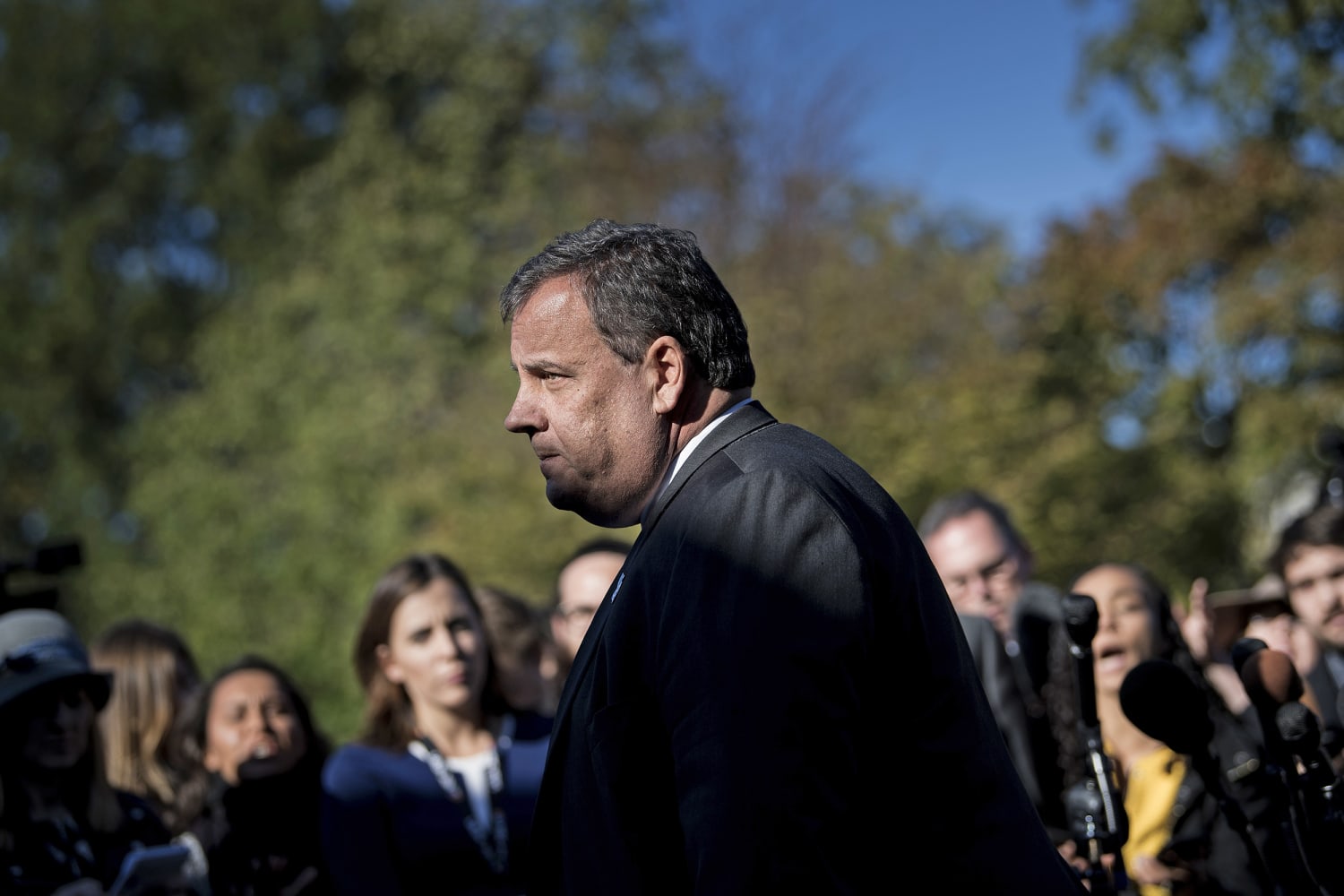 Chris Christie Drops Out of Presidential Race After New Hampshire Flop -  The New York Times