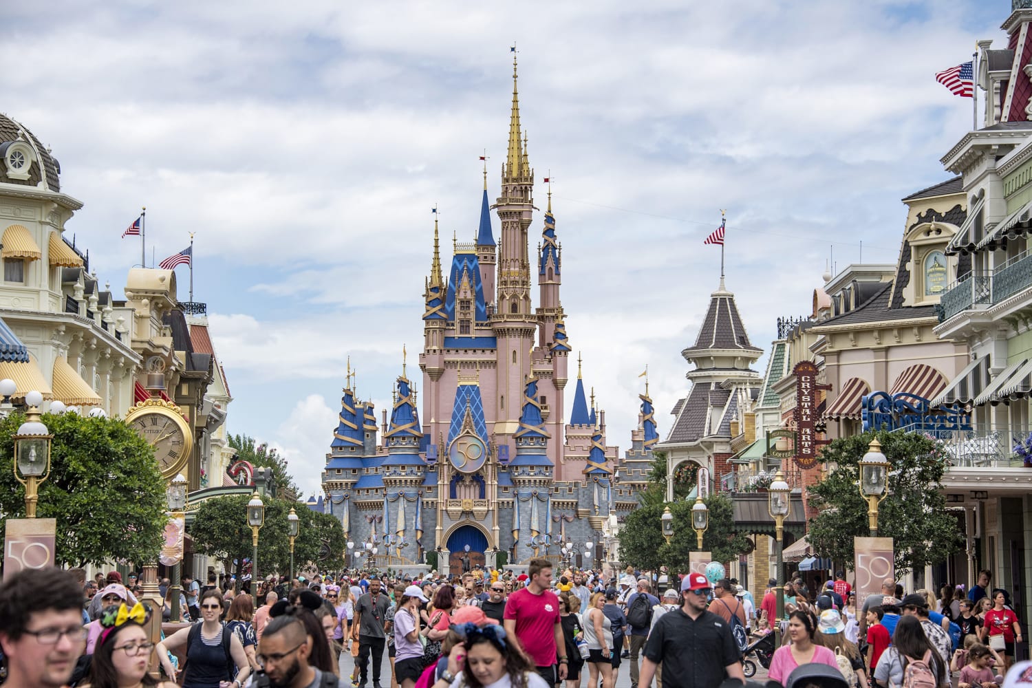 A Complete Guide to Disney World Characters - WDW Magazine