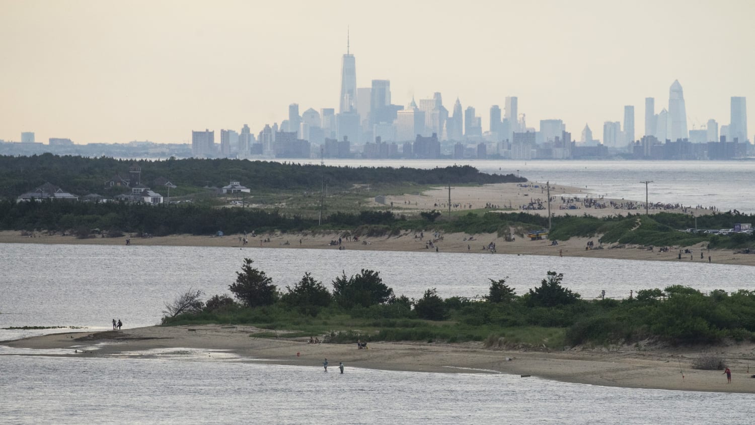 Boy, 15, drowns and 5 others rescued at New Jersey seaside