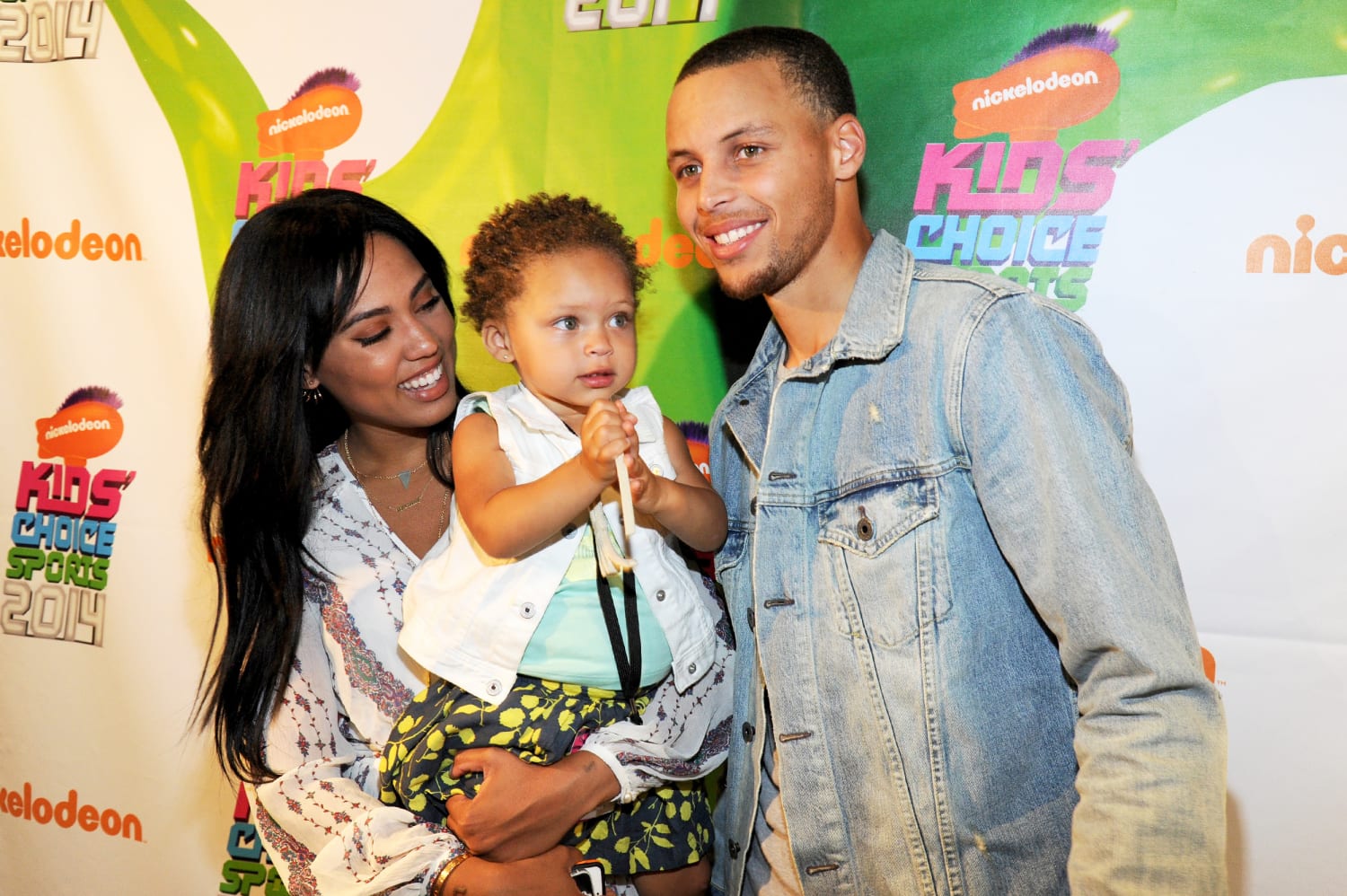 Riley Curry steals the postgame show again 