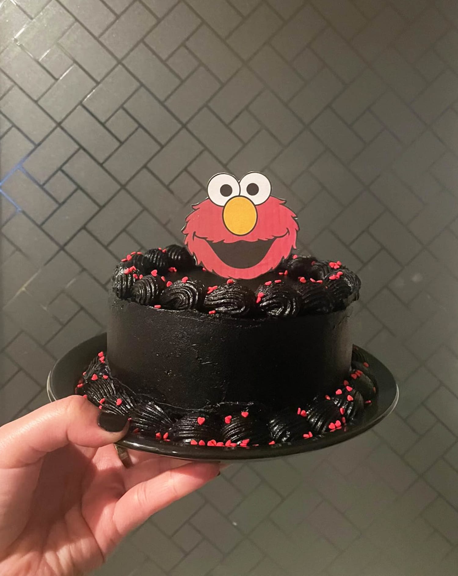 Elmo cake. Made with buttercream icing and fondant for eyes, nose, and  mouth. | Elmo cake, Cake, No bake cake