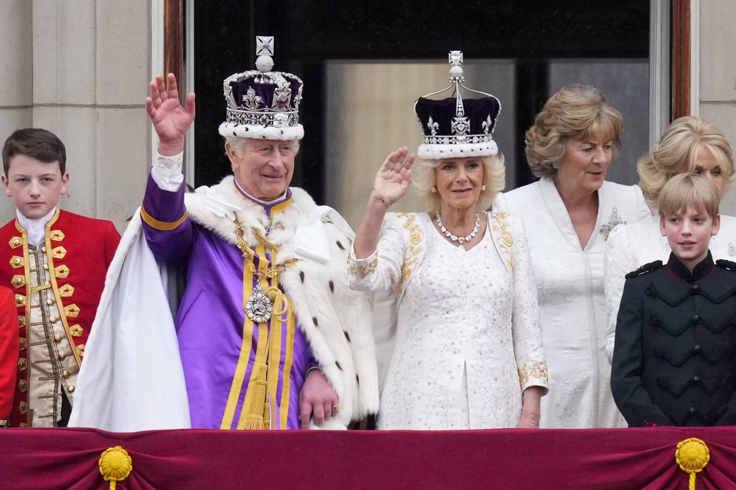 Что случилось с королем карлом 3. Коронация принца Чарльза 2023.