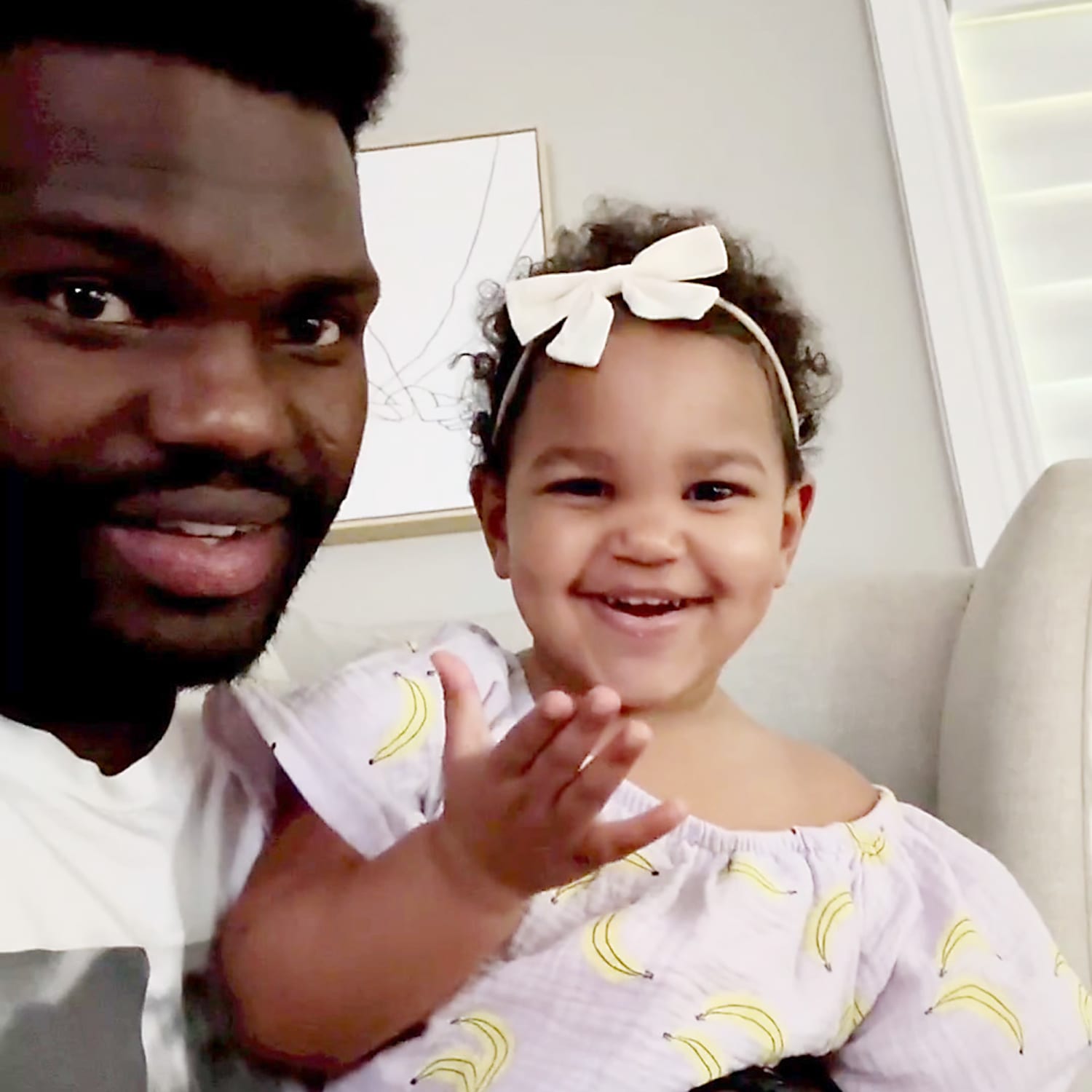 Bucs' Shaquil Barrett thanks supporters after death of his daughter