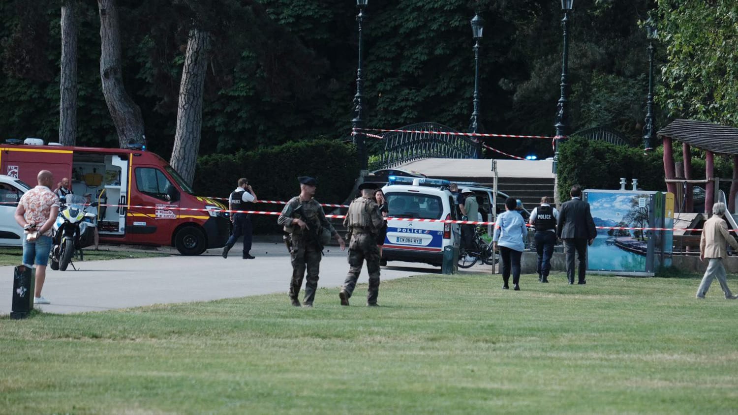 8 children stabbed in knife attack in France