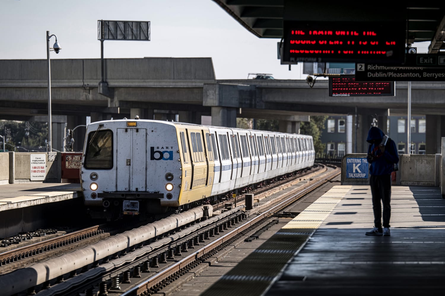 sfo bart station