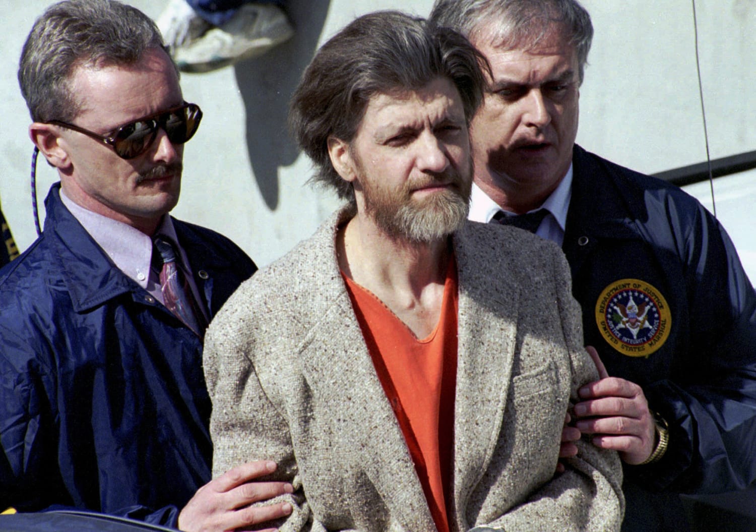 'Unabomber' Ted Kaczynski found dead in his prison cell