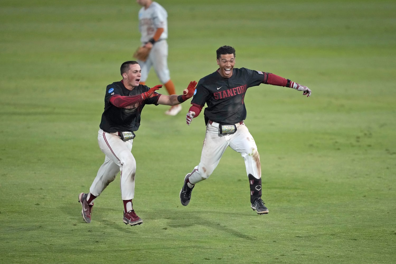 Stanford, Texas ending Ball lost in the twilight ends in miracle win to clinch College World Series