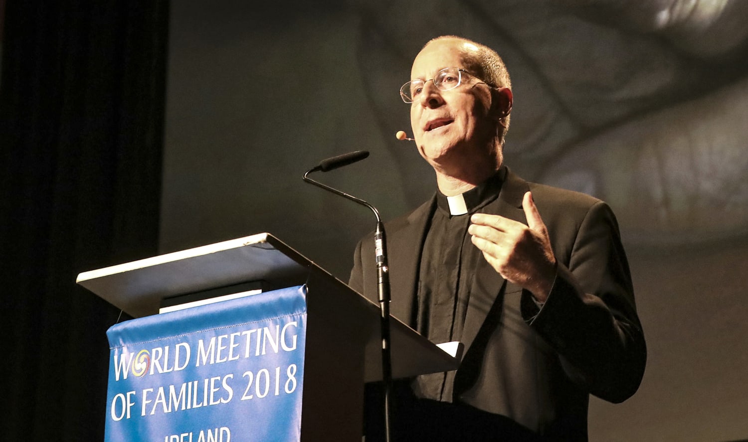 Pope Francis praises Father James Martin during audience with Vatican  communicators - Outreach