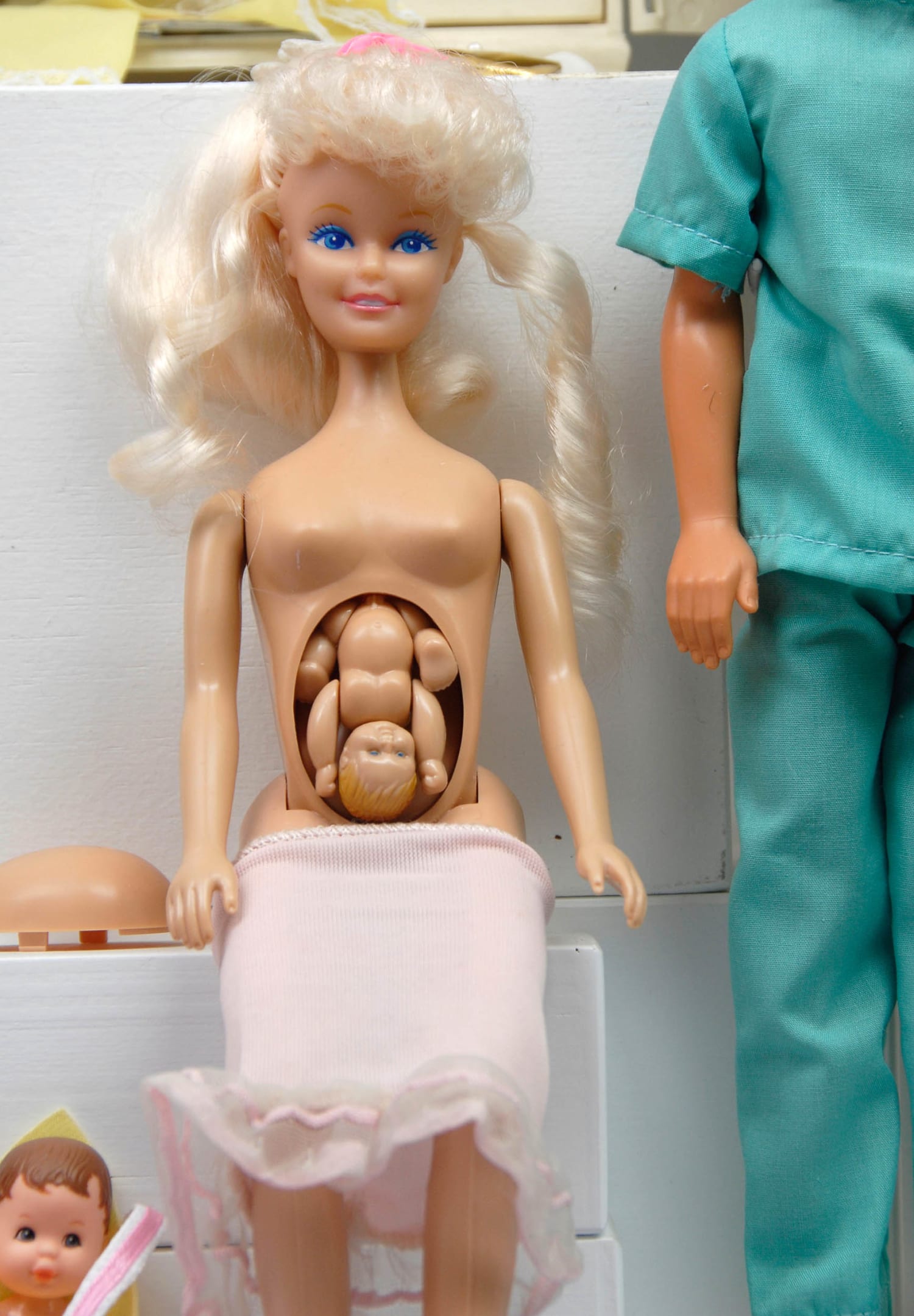 90s pregnant barbie