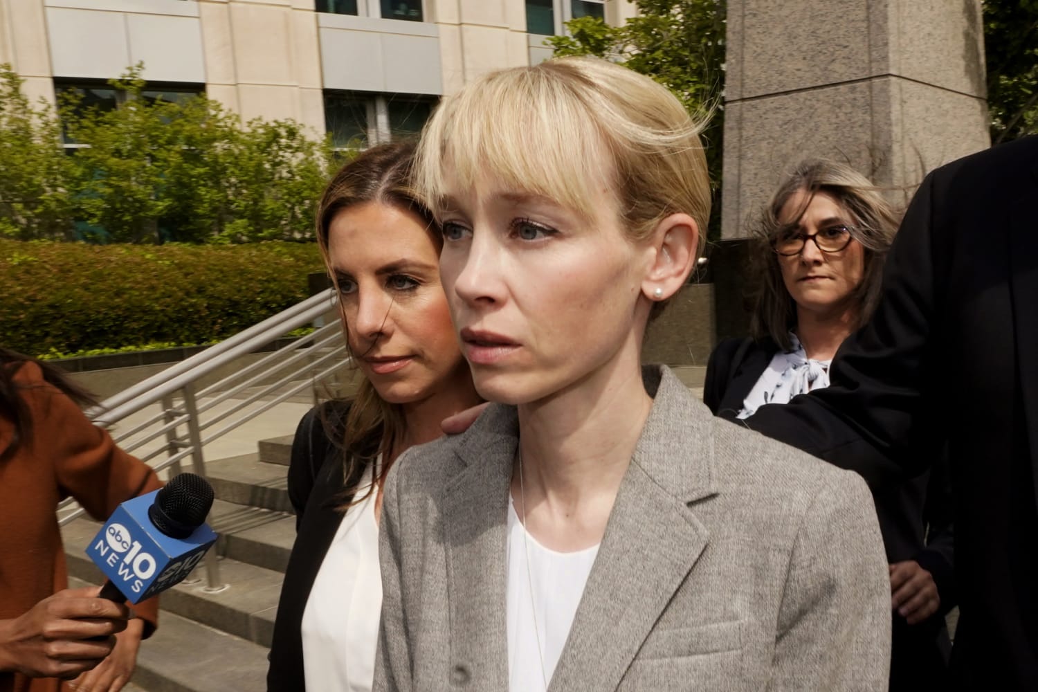 Sherri Papini, who faked her own kidnapping, is released from federal prison