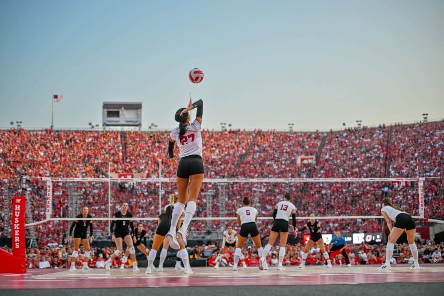 Vernon Hogan Husker Women s Volleyball World Record