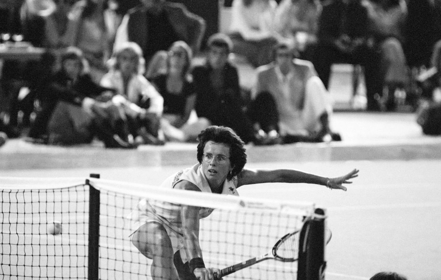On this day 50 years ago, Billie Jean King beat Bobby Riggs in the Battle  of the Sexes. It is estimated that 50 million people watched this on TV :  r/tennis