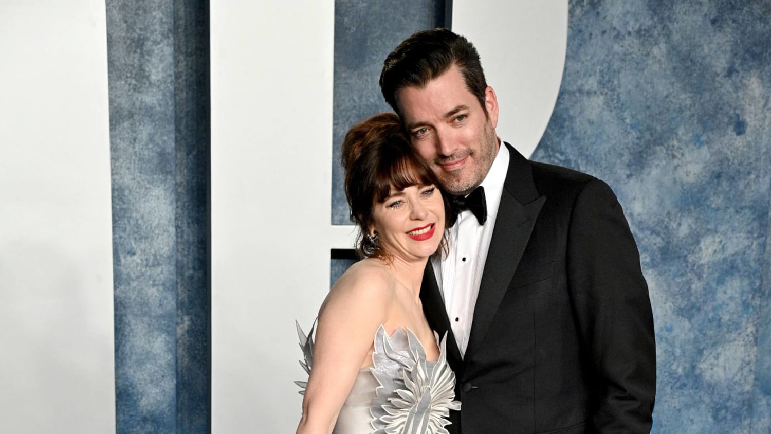 Zooey Deschanel se compromete con Jonathan Scott; mira el anillo