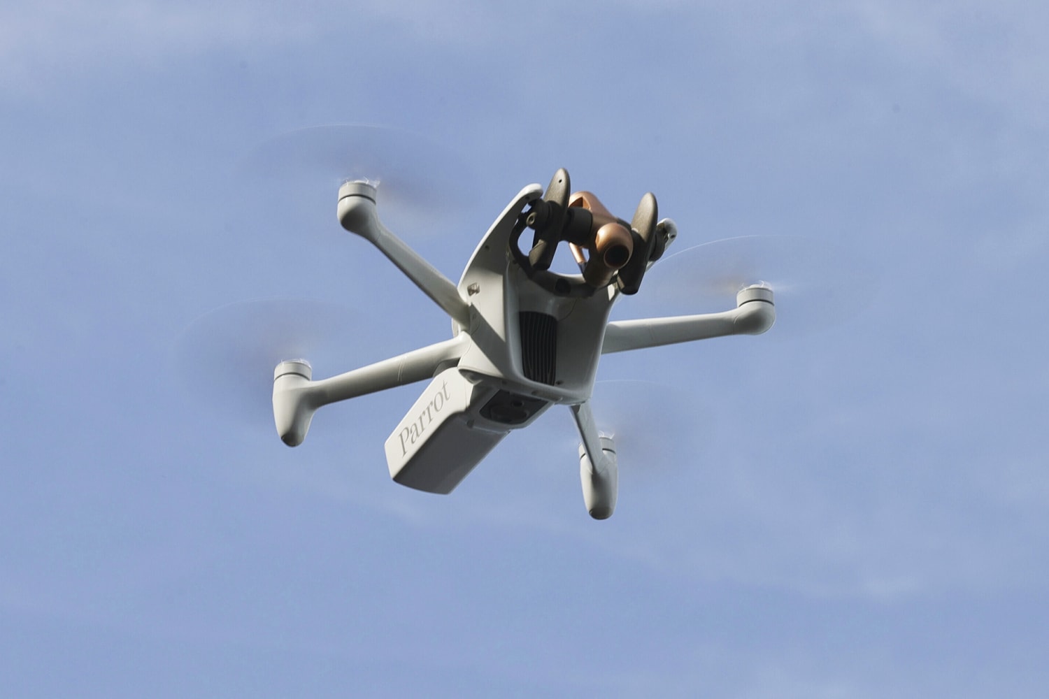 flying drones uav
