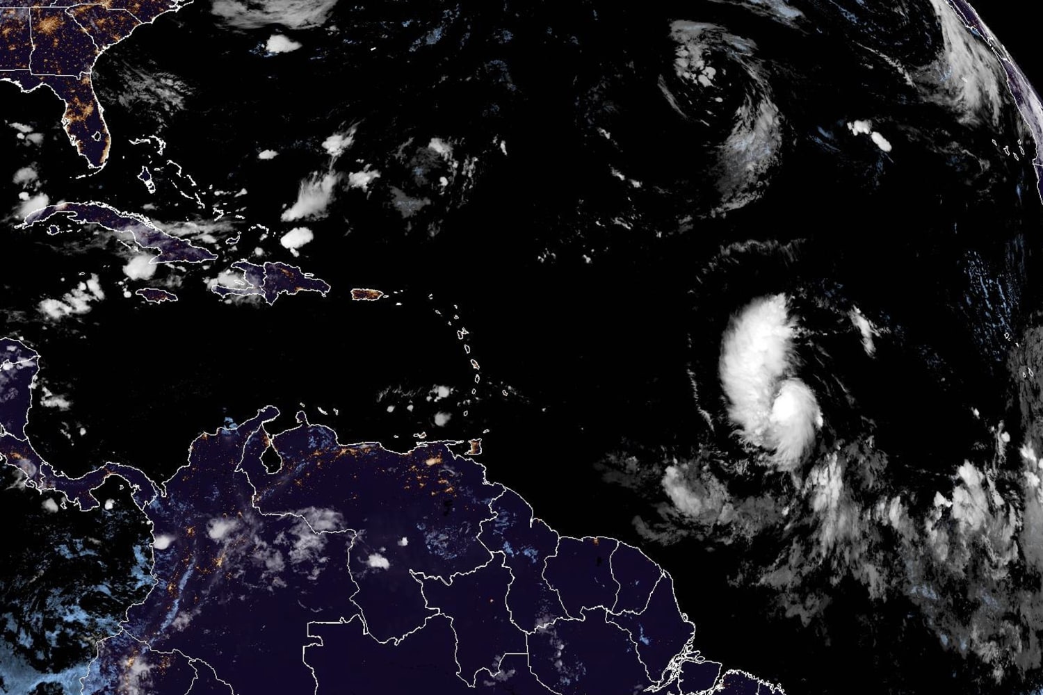 Tropical Storm Lee forms and is forecast to a major hurricane