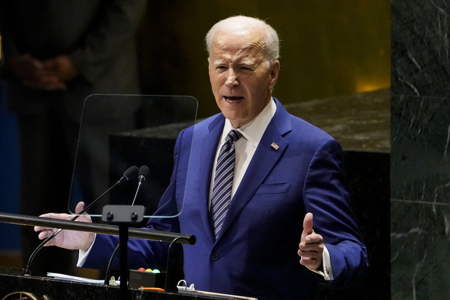 Biden ve svém projevu v OSN naléhá na spojence, aby pomohli Ukrajině odrazit ruskou invazi