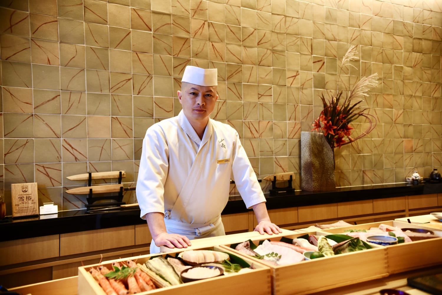 https://media-cldnry.s-nbcnews.com/image/upload/rockcms/2023-09/230929-los-angeles-sushi-chef-Yohei-Matsuki-mn-1350-a78f6c.jpg