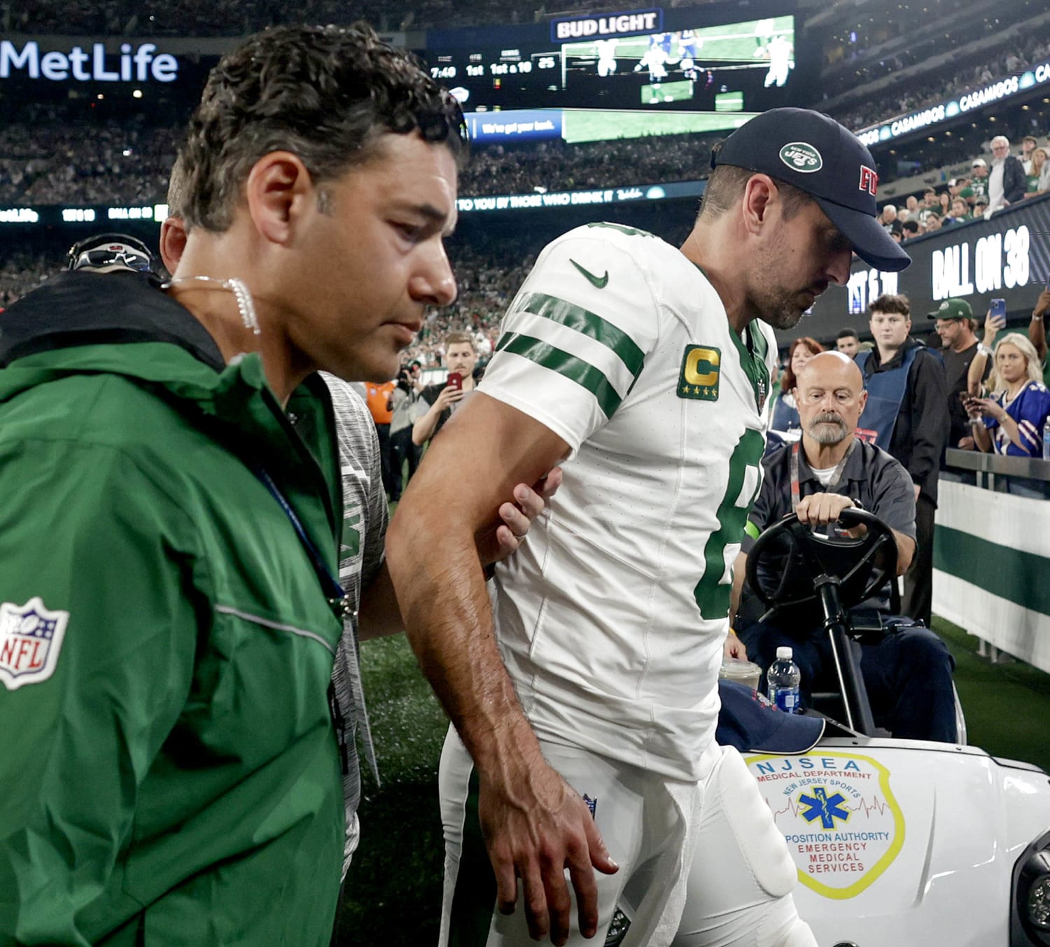 Jets QB Aaron Rodgers caps preseason appearance with TD pass to