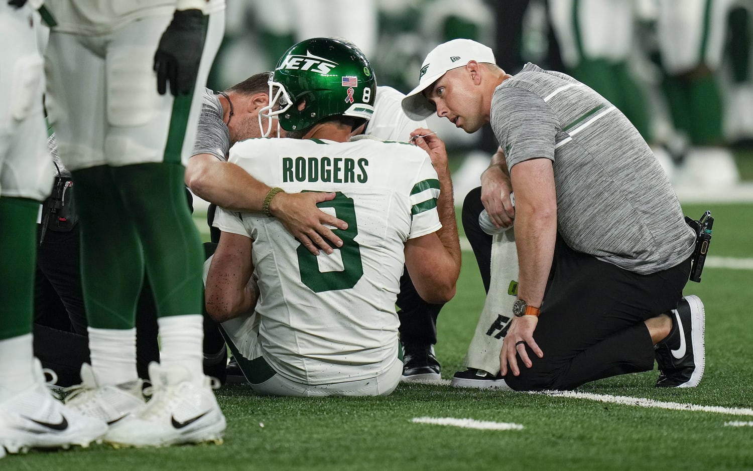 Jets QB Aaron Rodgers talks with Erin Andrews about new beginnings