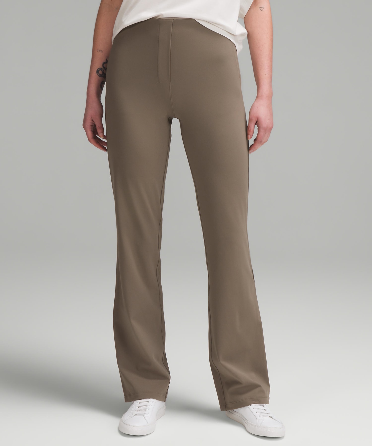 Smooth Fit Pull-On High-Rise Pant