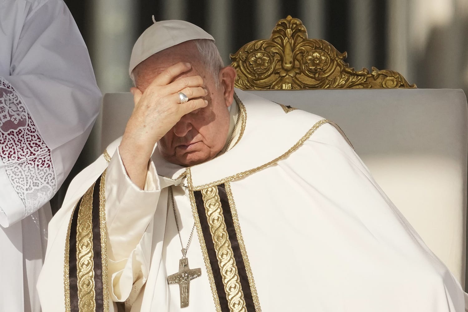 21 reasons Pope Francis is everyone's Person of the Year