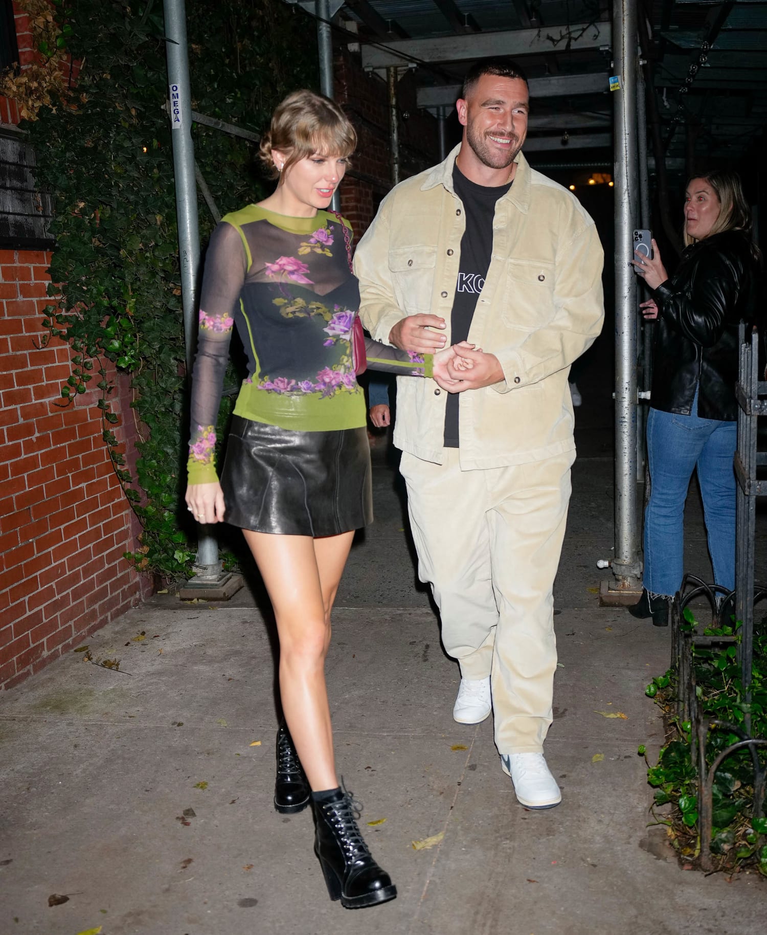 Taylor Swift and Travis Kelce Are Not Officially Dating, Source