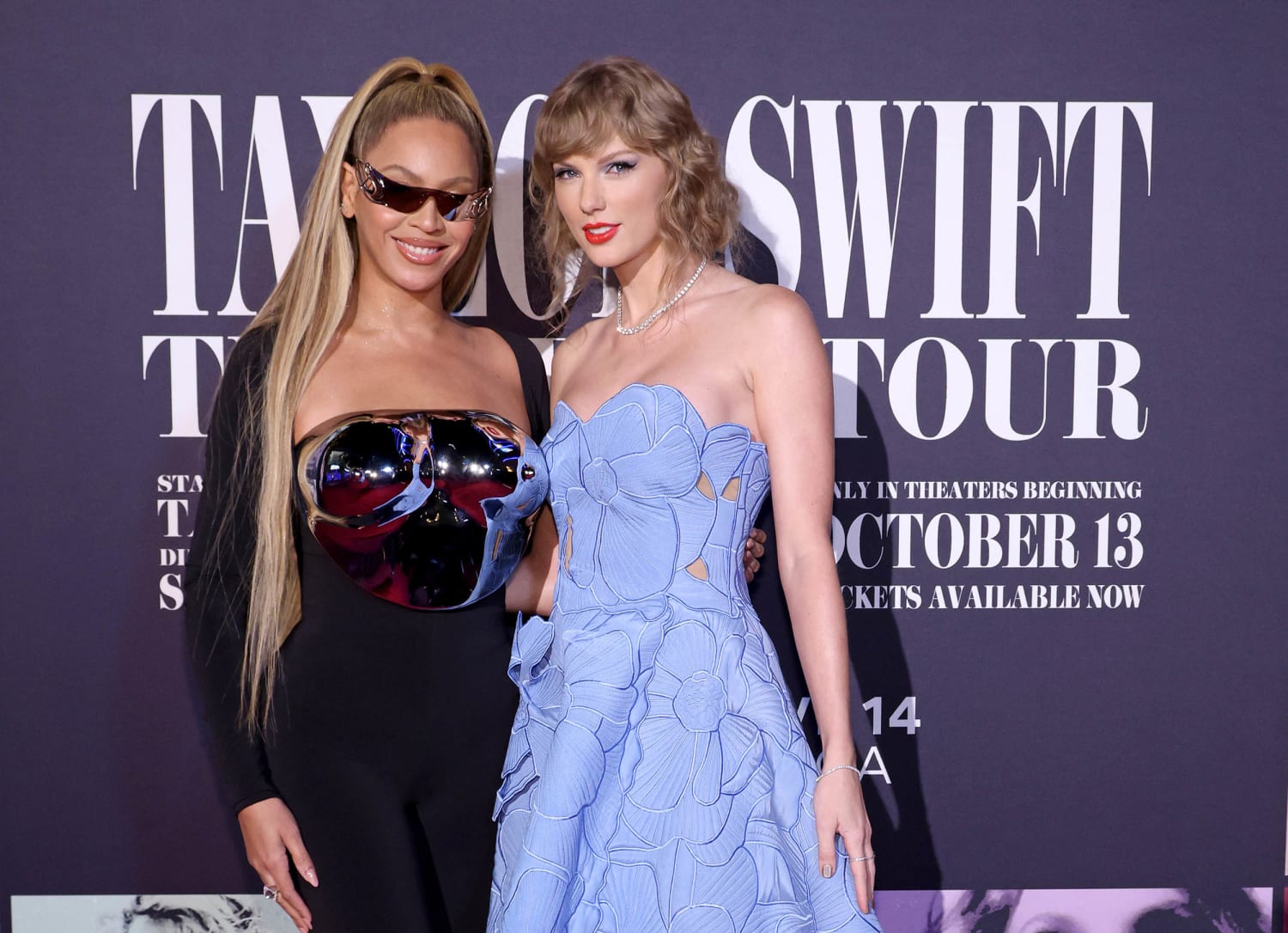 Taylor Swift Malfunction Red Dress