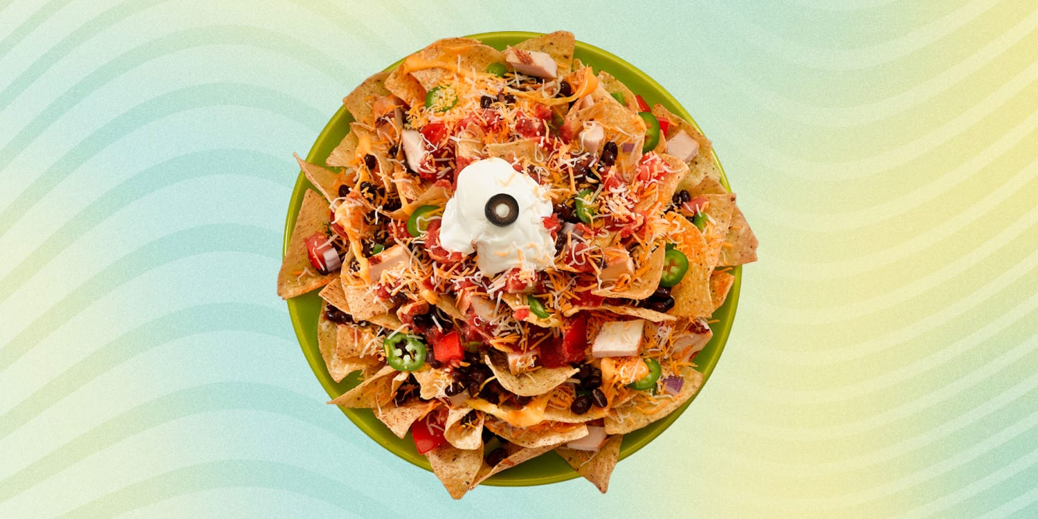 8 National Nacho Day deals and freebies for easy, cheesy savings