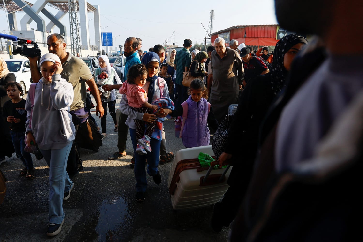 Rafah crossing: What is happening at the Egypt-Gaza border? - ABC News