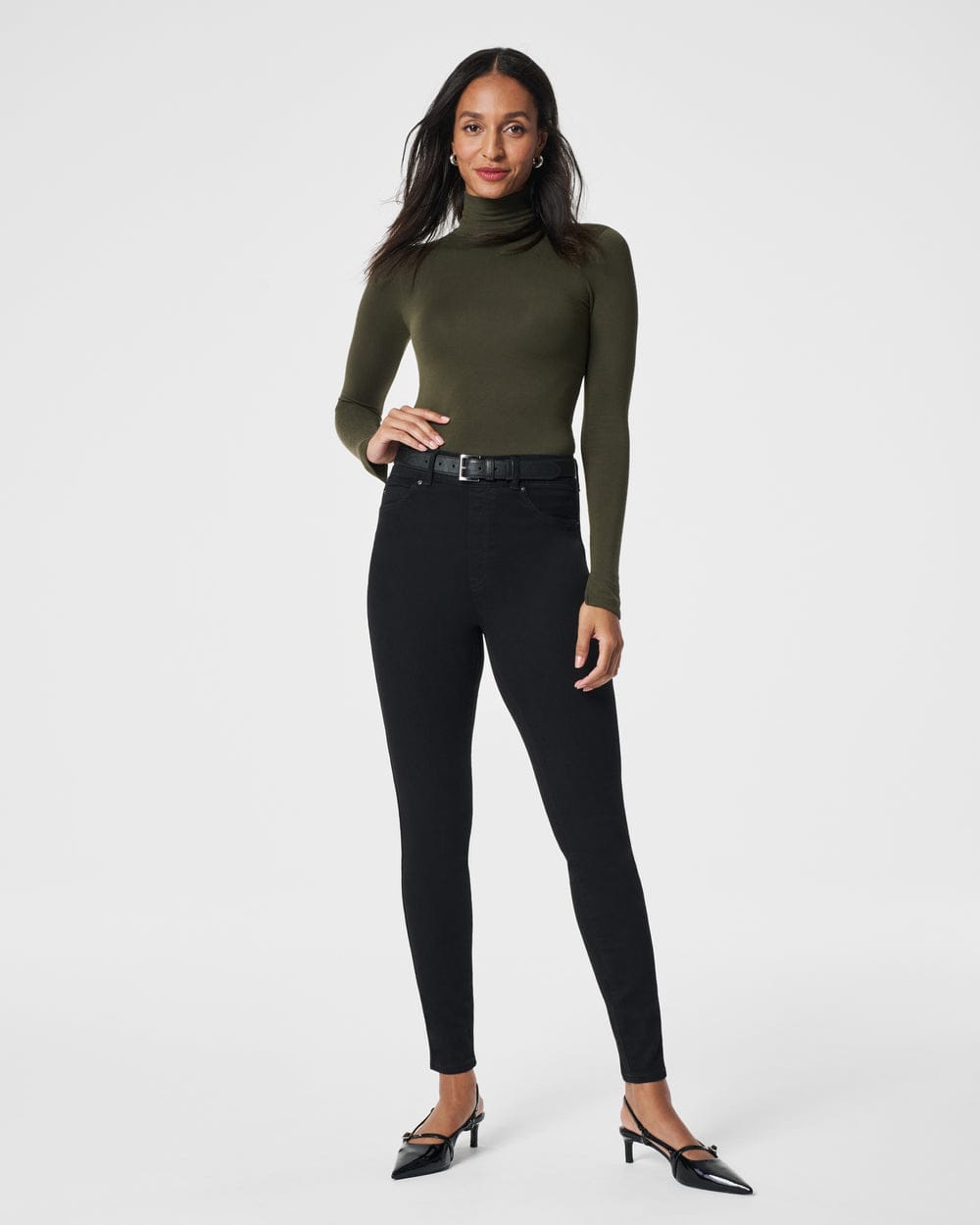 Surprise! Spanx Just Extended Its Cyber Monday Sale, and It Includes the  Butt-Lifting Leggings I Swear by