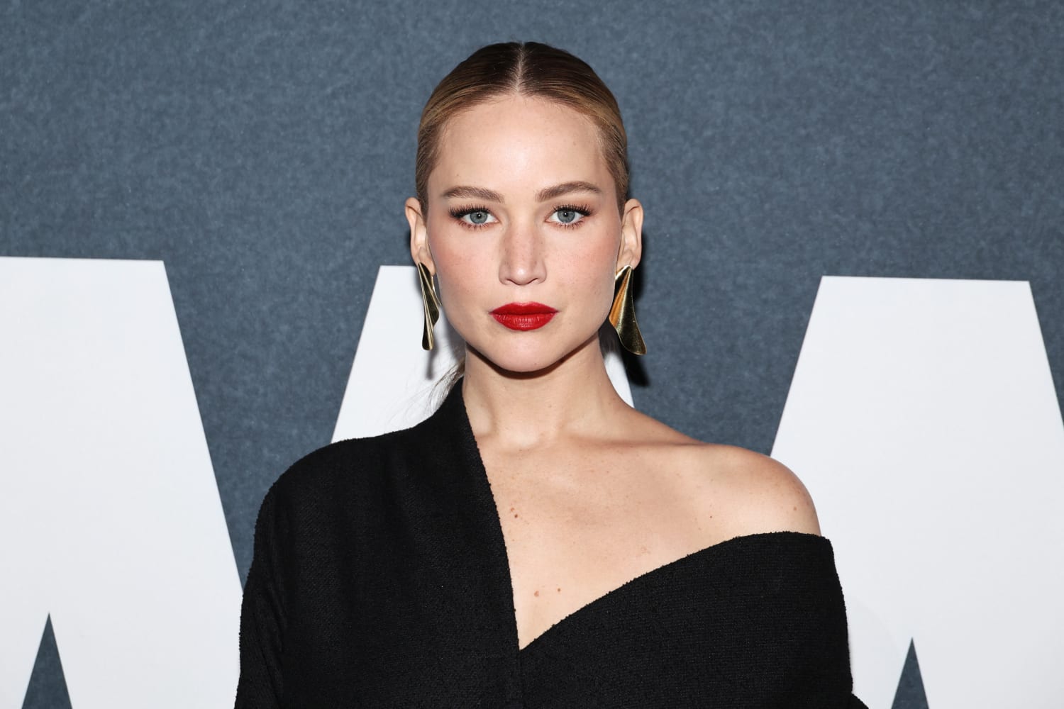 Jennifer Lawrence talks love life, politics in new interviews