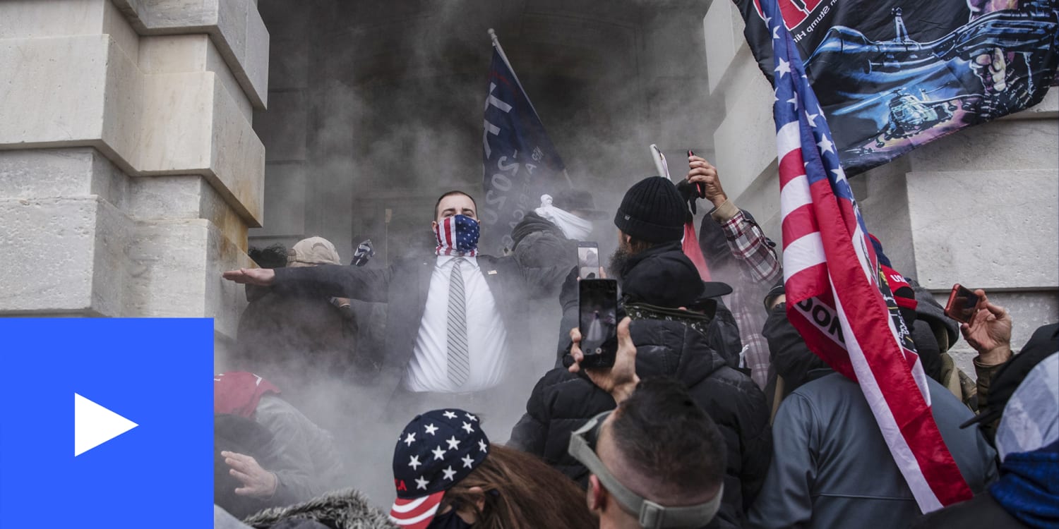 Rioters on Jan. 6 2021 at the Capitol 