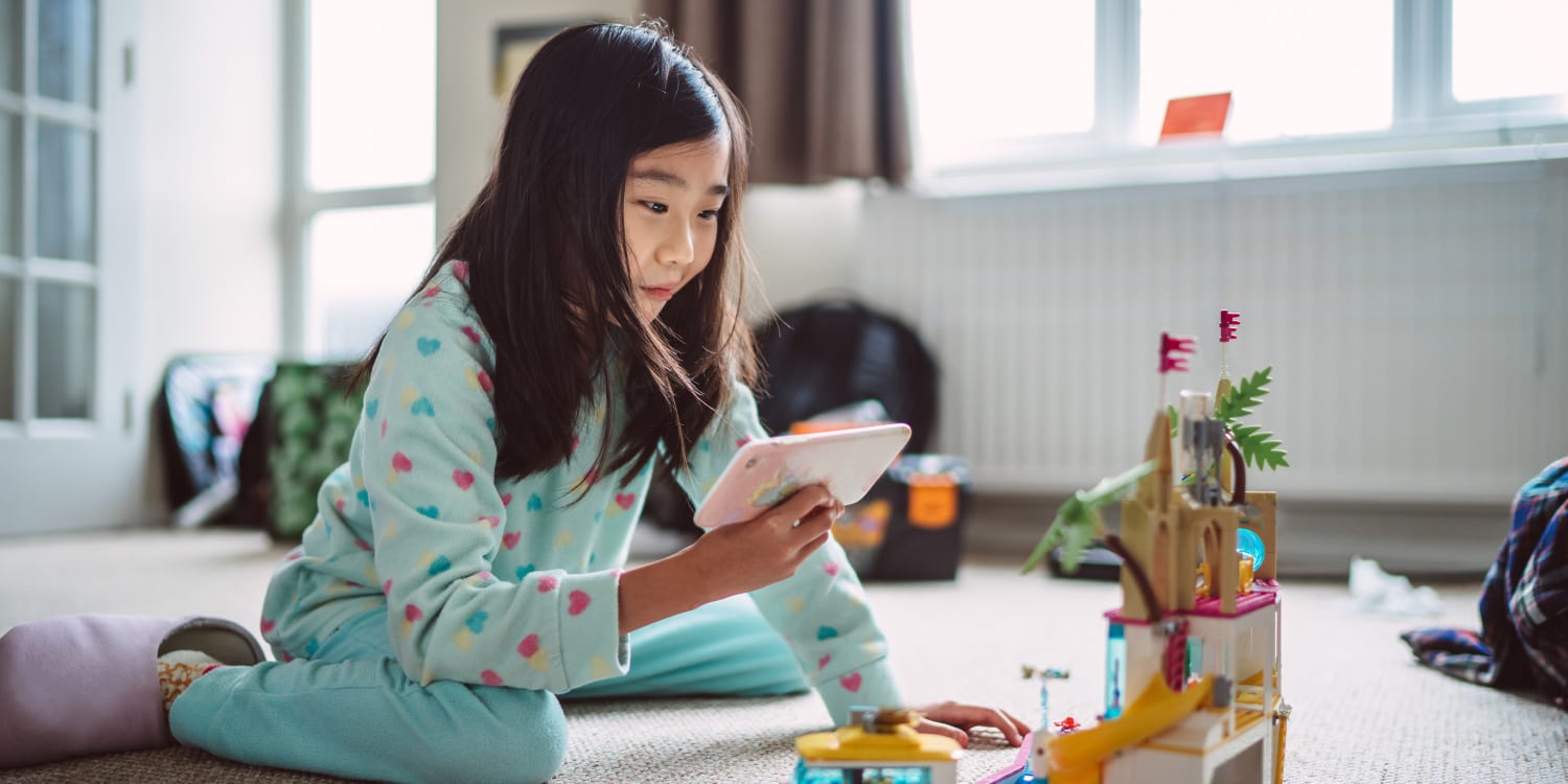 From Books to Colorful Crafts, Shop Gifts for 9-Year-Old to Inspire Their Imagination 