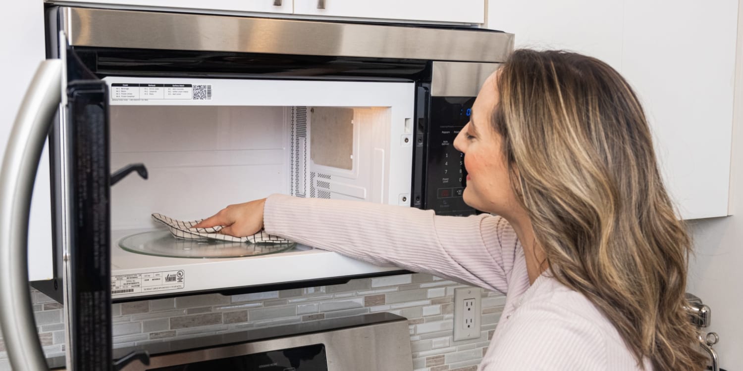 How to clean a microwave with vinegar and other hacks - TODAY