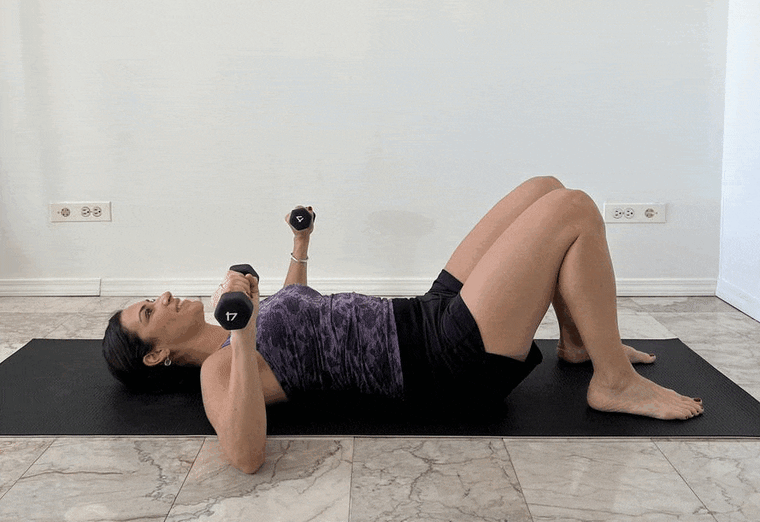 chest exercises for women with dumbbells