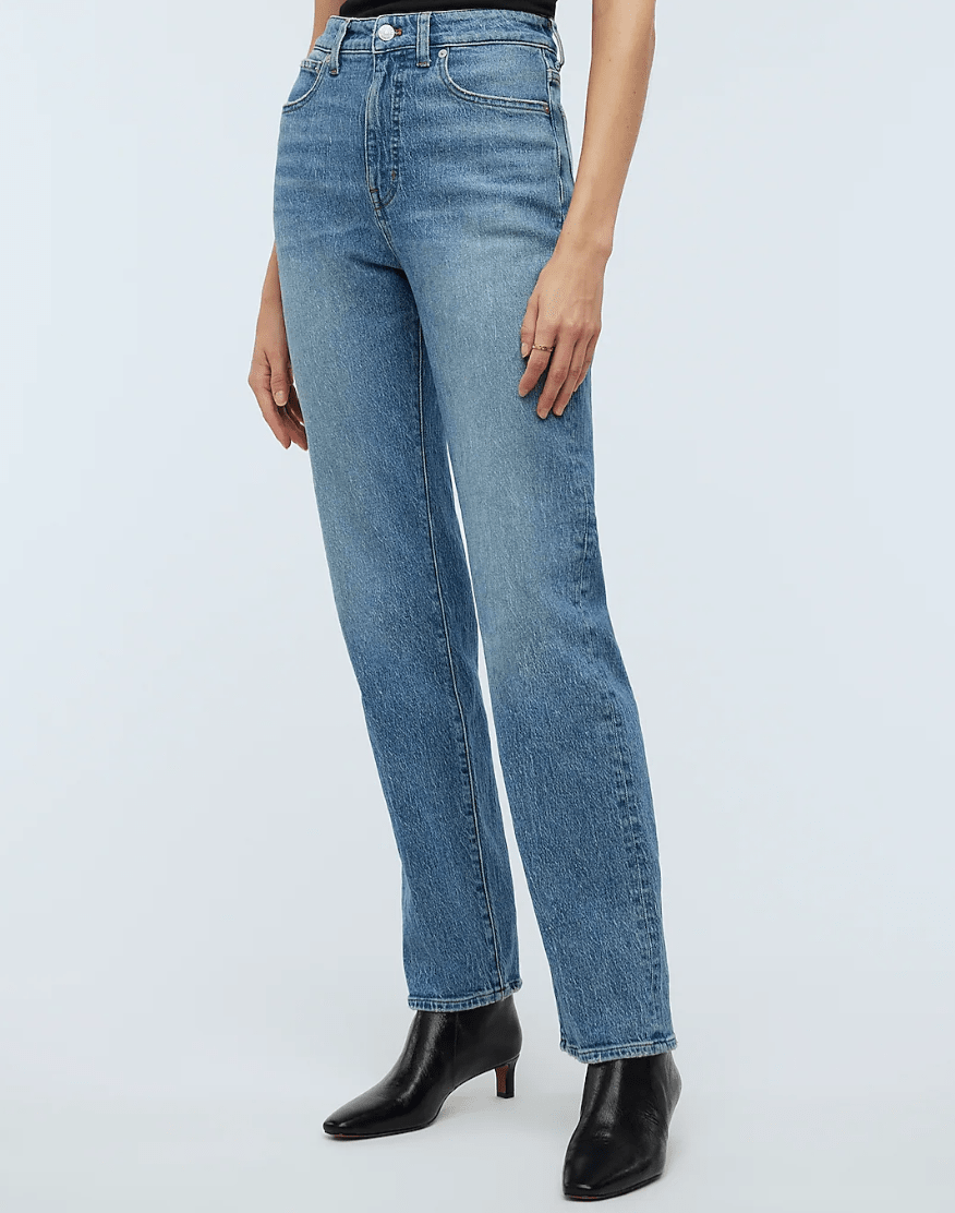 Trendy ways to style mom jeans, according to experts