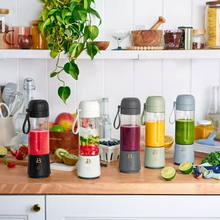 When your cookware becomes your decor 😍 We are loving @drewbarrymore's  kitchen reno!