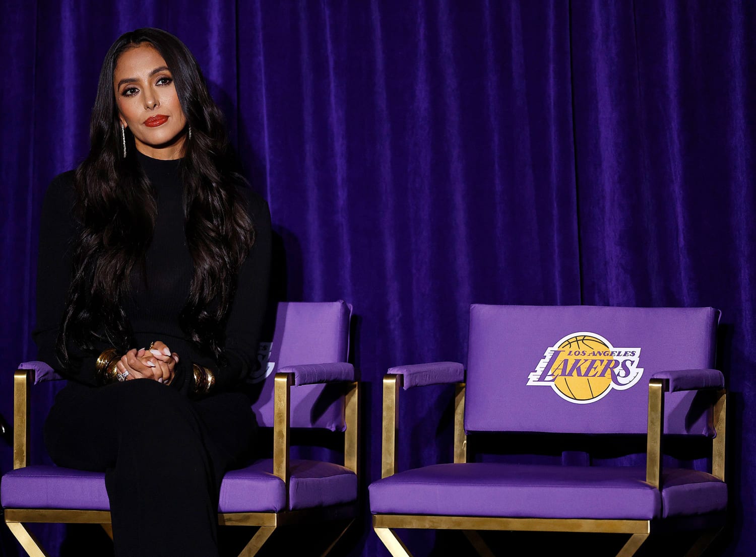 Vanessa Bryant shares emotional speech at Kobe Bryant statue unveiling