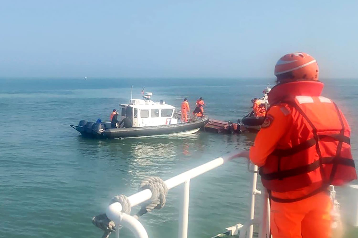 Двама китайски рибари се удавиха, след като бяха преследвани от тайванската брегова охрана