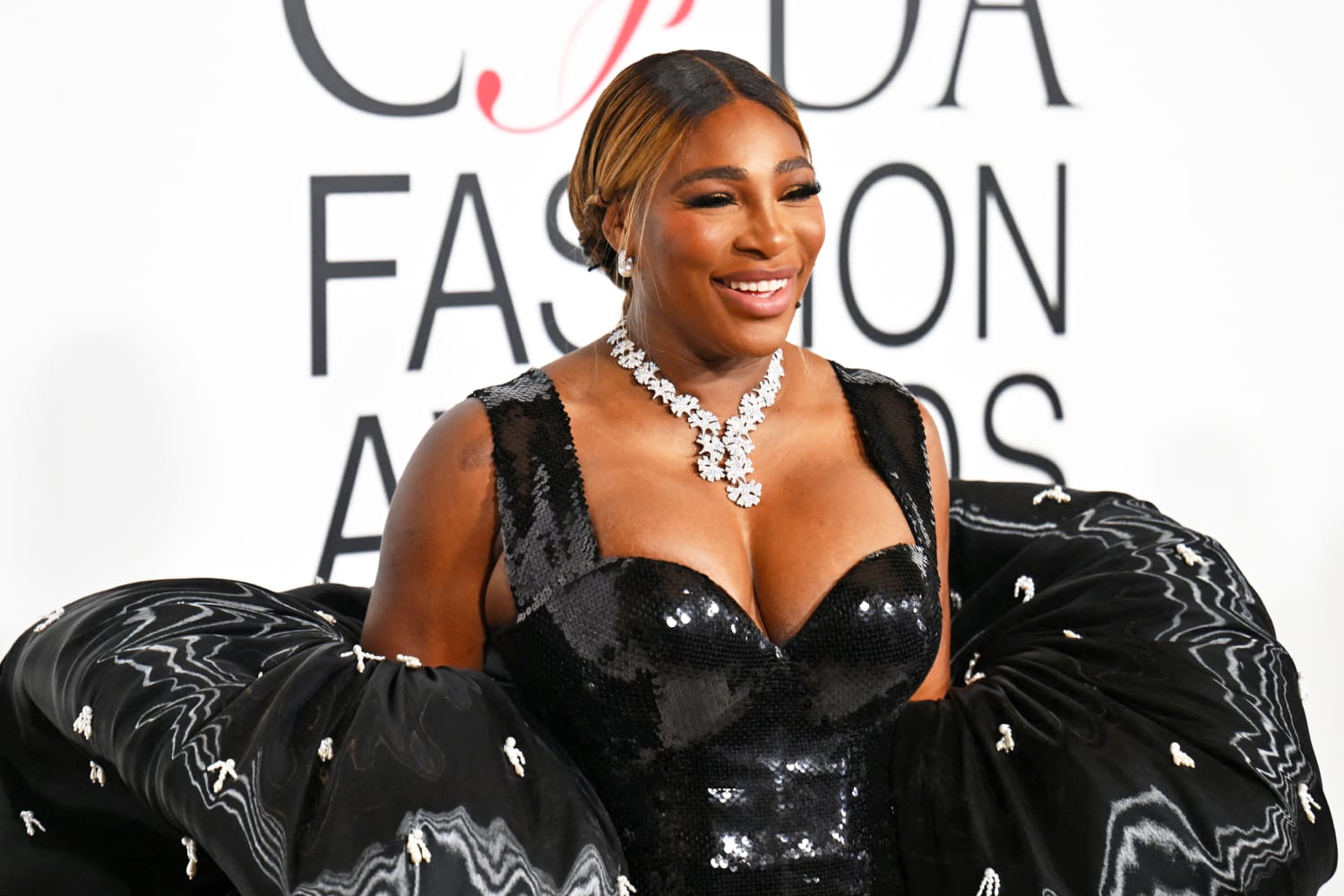 Serena Williams shares vulnerable postpartum try-on video: 'It doesn't fit' 